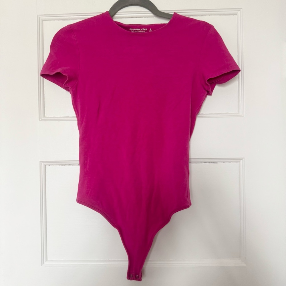 Abercrombie & Fitch Soft A&F Bodysuit Bright Pink Snap Bottom Women’s Small